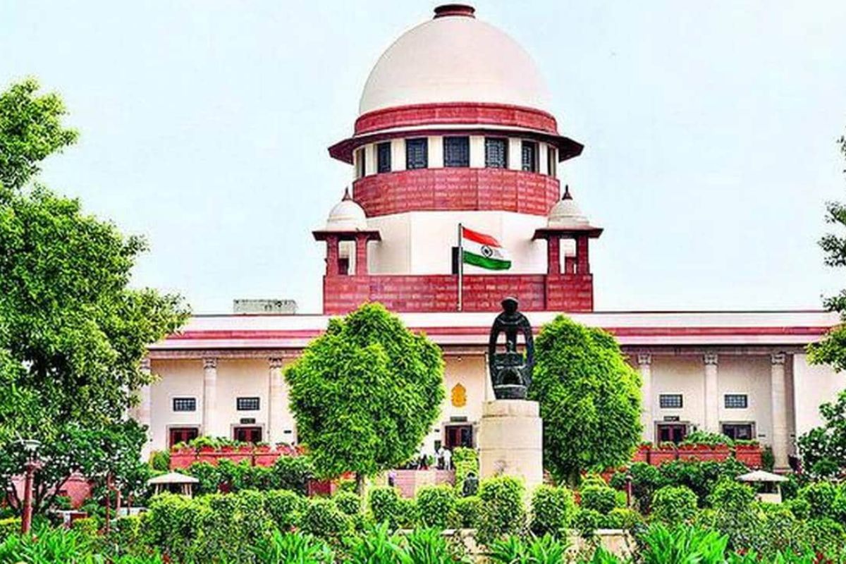 आर्थिकदृष्ट्या दुर्बल घटकांना सर्वसाधारण प्रवर्गातील 10 टक्के आरक्षण देण्याचा निकाल सर्वोच्च न्यायालयाने कायम ठेवला आहे