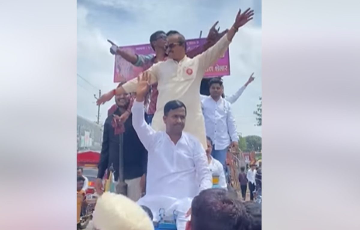 Vasant More Ganesh Visarjan : ह्रदयी वसंत फुलला, पुण्यात वसंत मोरेंनी ‘मनसे’ केला डान्स video जोरदार व्हायरल