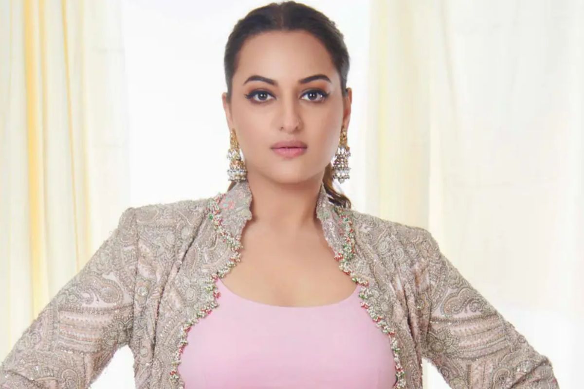 सोनाक्षी सिन्हा