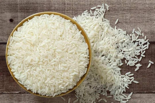 शुगर असणाऱ्यांनी खरंच भात खायचा नसतो का? डॉक्टर काय म्हणतात बघा..