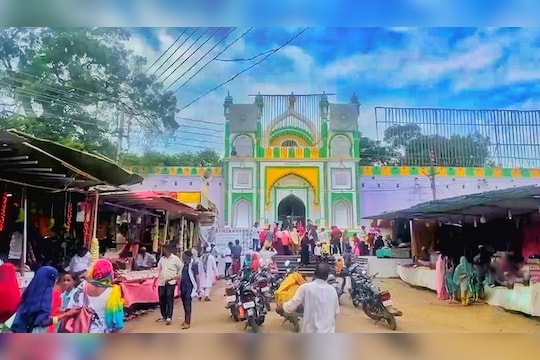 हिंदू-मुस्लीम ऐक्याचा खुलताबादचा उरुस, पैगंबरांच्या पवित्र पोशाखाचे होणार दर्शन, Video