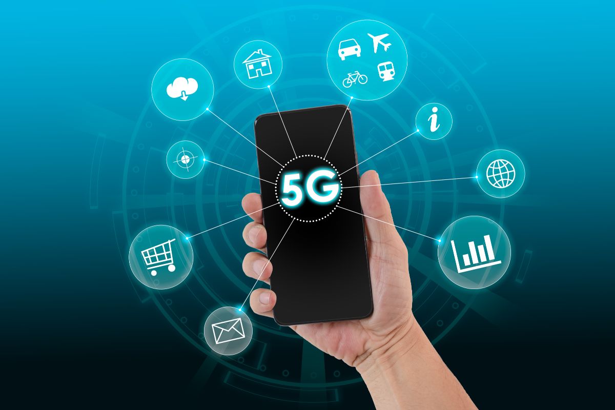 ग्राहकांसाठी खुशखबर! नोव्हेंबरपर्यंत मिळणार 5G साठी सॉफ्टवेअर अपडेट