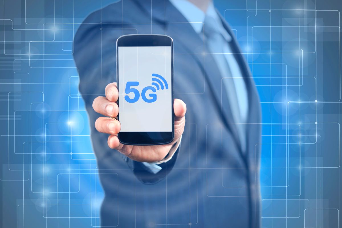 तुमच्या स्मार्टफोनवर 5G नेटवर्क कसं सुरु करायचं? वाचा अगदी सोप्या शब्दात