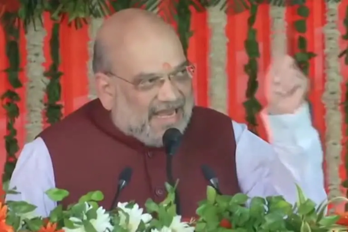 Amit Shah : भाषण सुरू झालं अन् अजानचा आवाज ऐकू आला, पाहा अमित शहांनी काय केलं?