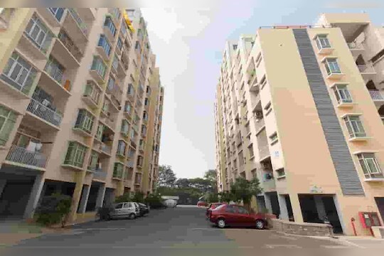 CIDCO house : गरिबांच्या स्वप्नातील घरांवर विरजन, खासगीपेक्षा सिडकोच्या घरांच्या किंमती अव्वाच्या सव्वा
