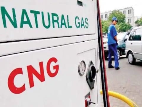 दिवाळीआधी मोठा झटका! CNG-PNG च्या दरात पुन्हा वाढ