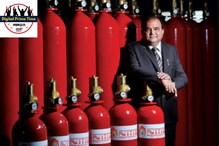 मित्रांकडून 500 रुपये कर्ज घेऊन त्यांनी सुरु केली कंपनी; आज कोट्यवधींचे मालक मित्रांकडून 500 रुपये कर्ज घेऊन त्यांनी सुरु केली कंपनी; आज कोट्यवधींचे मालक