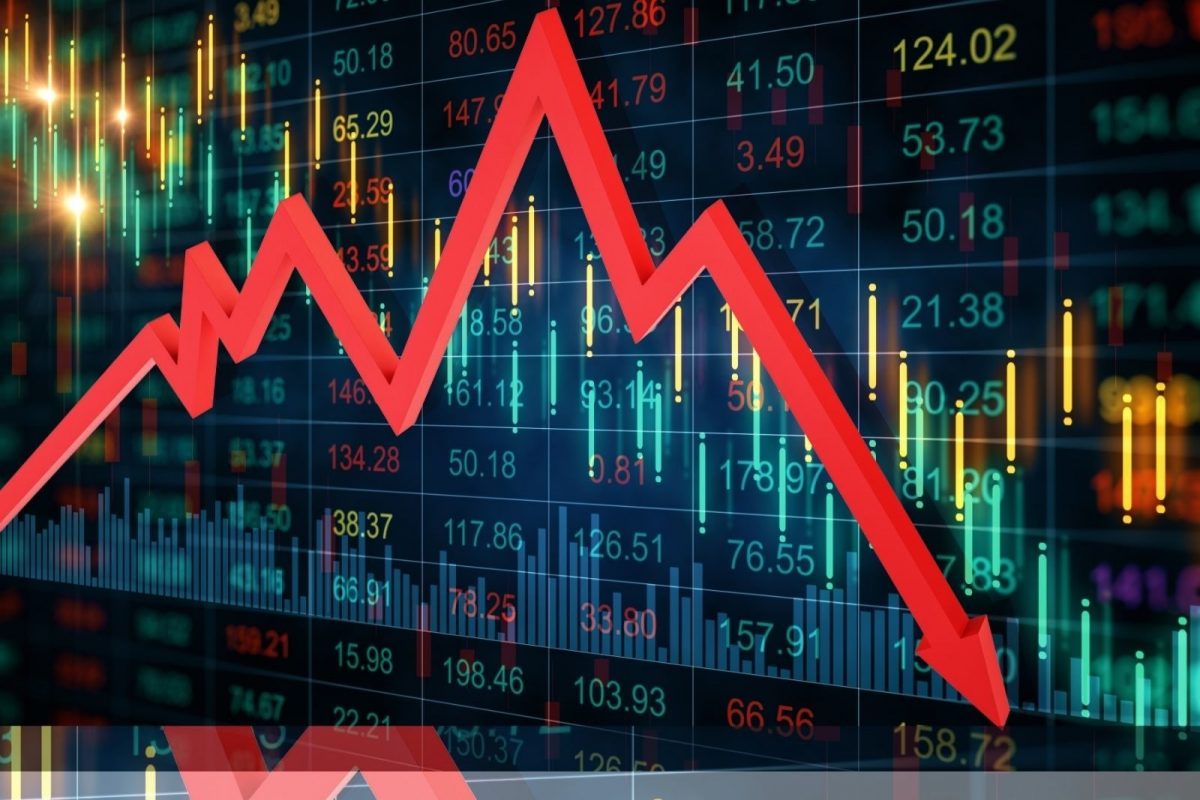 Share Market updates : जागतिक बाजारपेठेत मंदीचं सावट, स्टॉक मार्केटवरही मोठा परिणाम