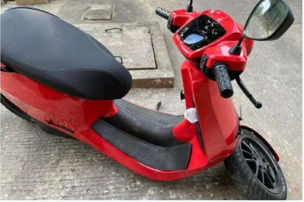 सावधान! या दिवाळीला इलेक्ट्रिक स्कूटर घेण्याचा विचार करताय? मग ही बातमी वाचाच