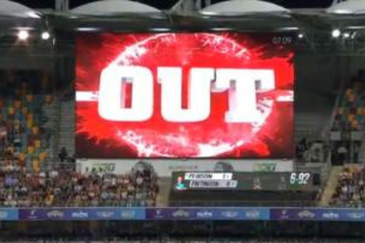 महिलांच्या आशिया कपमध्ये थर्ड अम्पायरचा अजब निर्णय