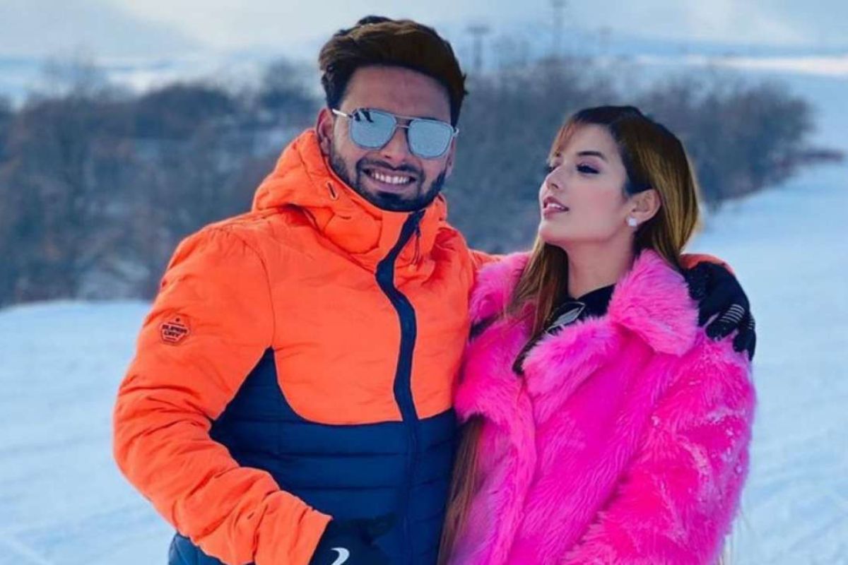 रिषभ पंत गर्लफ्रेंड ईशा नेगीसोबत