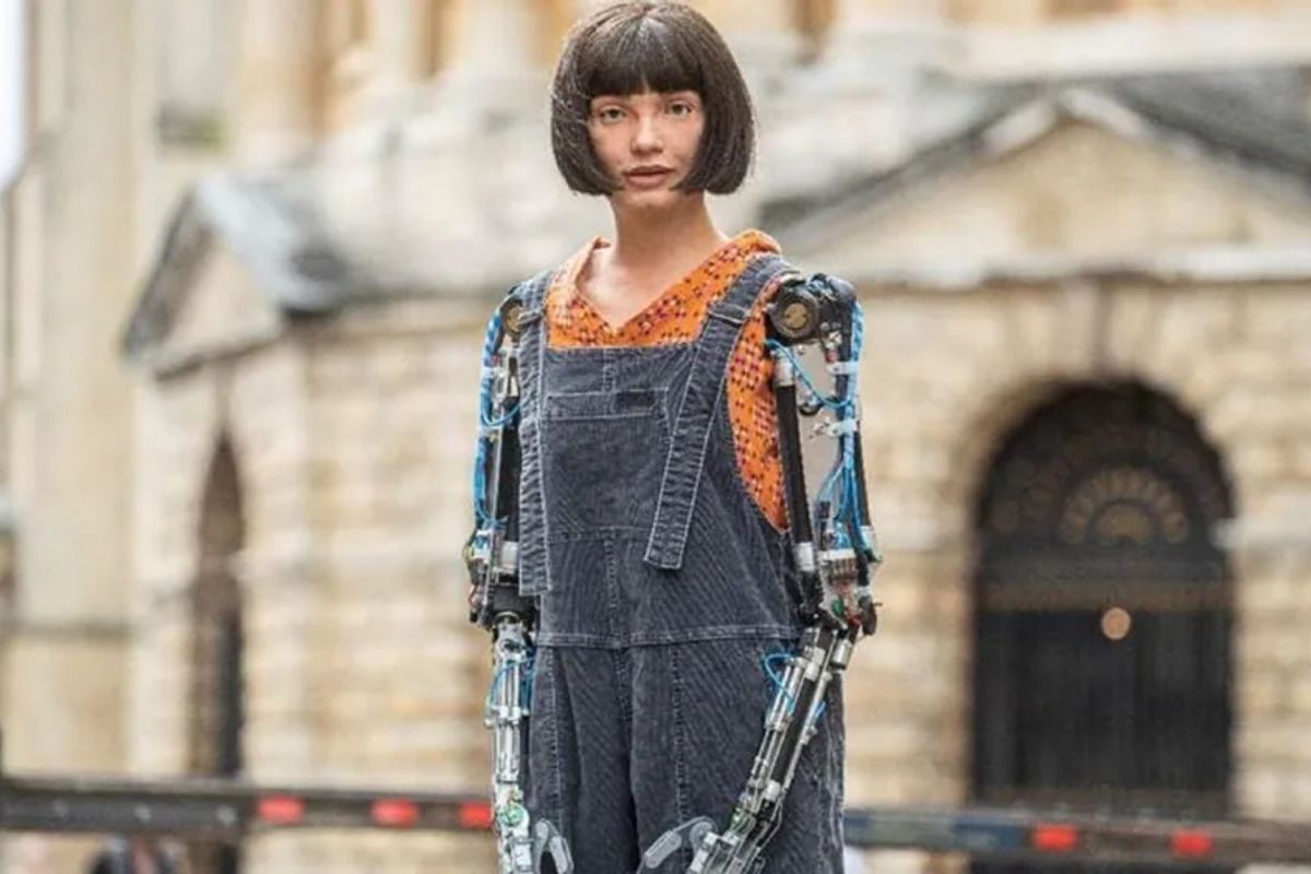 रोबो आर्टिस्ट