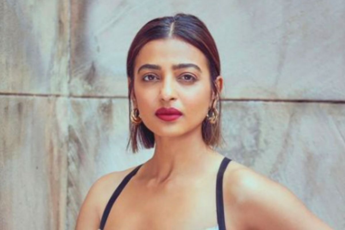 राधिका आपटे