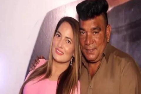 दोघांची पहिली भेट झाली तेव्हा आलिया रफिकला नीट ओळखत नव्हती. पहिल्याच भेटीत दोघांमध्ये भांडण झालं होतं. प्रकरण इतकं टोकाला गेलं, की आलियाने रफिकला कानशिलात मारली होती. 