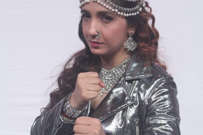 आता स्नेहलता बिग बॉसचं घर कसं गजणवणार याकडे चाहत्यांचे डोळे आहेत. म्हणजेच येणारा आठवडा खूप आव्हाात्मक आणि उत्कंठावर्धक असणार यात शंका नाही. 