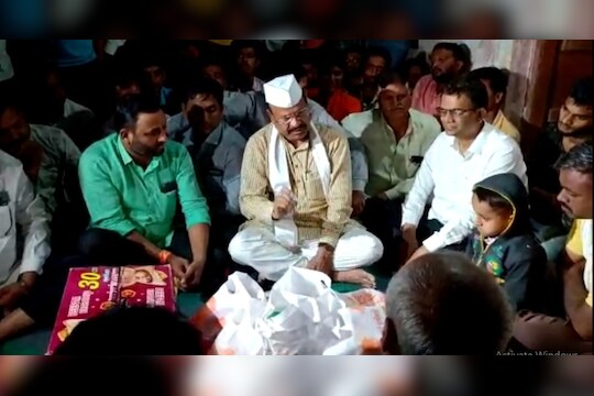 Abdul Sattar : उद्धव ठाकरे येण्याआधीच अब्दुल सत्तार मध्यरात्रीच पोहोचले शेताच्या बांधावर!
