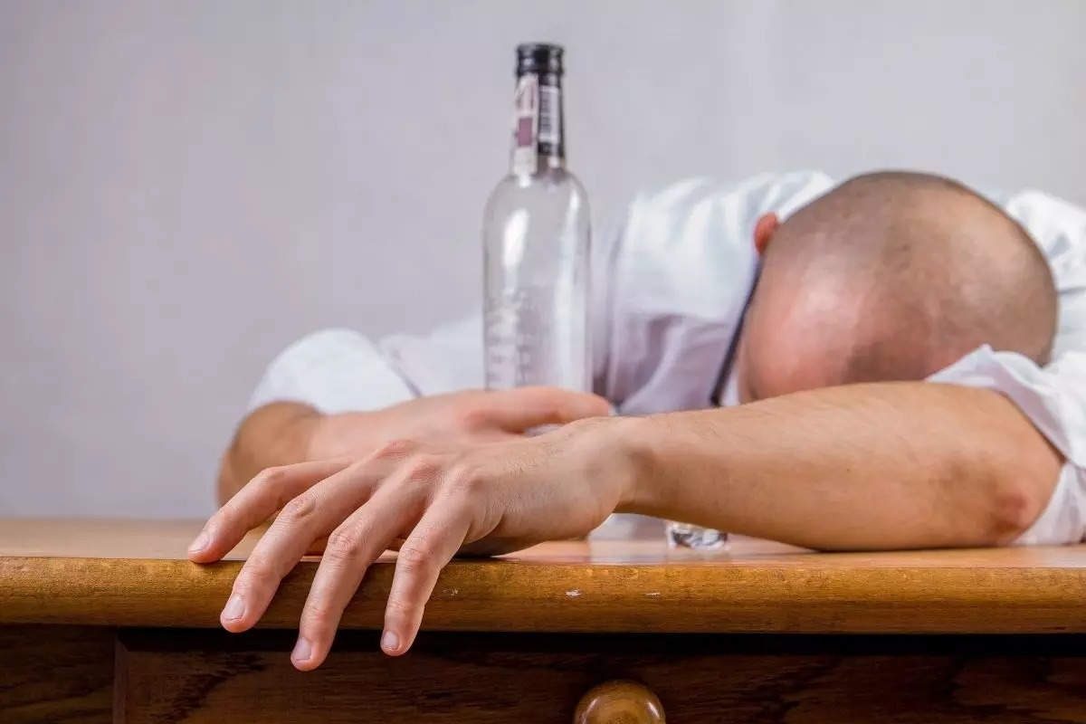 Aurangabad Crime : नशेत तर्रर बाईच्या वेशात घरात खुसला अन् नागरिकांनी चोपला, मॉब लिंचींगचा प्रयत्न झाल्याची चर्चा