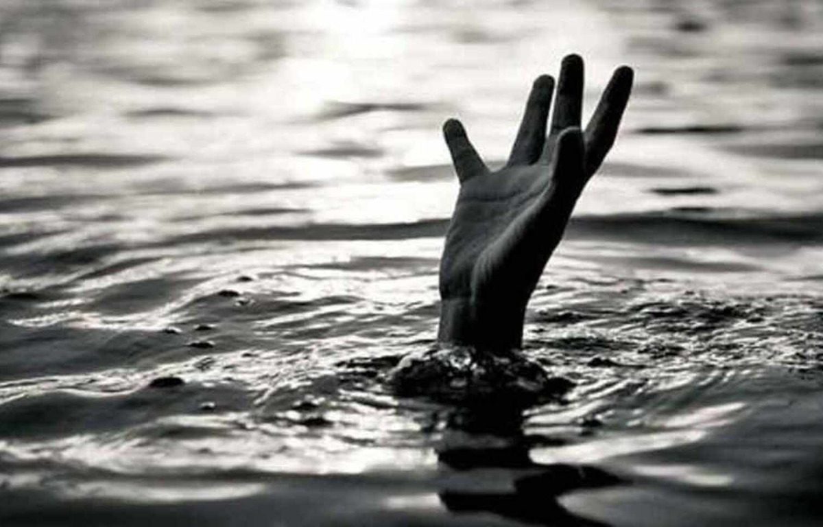 Bhandara : काकांच्या अस्थिविसर्जनासाठी गेलेल्या पुतण्याचा बुडून मृत्यू, तिघे बचावले