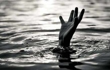 काकांच्या अस्थिविसर्जनासाठी गेलेल्या पुतण्याचा बुडून मृत्यू, तिघे बचावले काकांच्या अस्थिविसर्जनासाठी गेलेल्या पुतण्याचा बुडून मृत्यू, तिघे बचावले