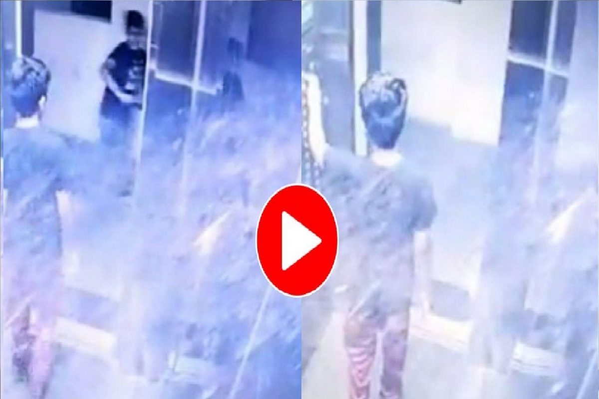 VIDEO - शेजारी गेलेला मुलगा घरी परतलाच नाही; बिल्डिंगच्या लिफ्टचं CCTV फुटेज पाहून सर्व हादरले