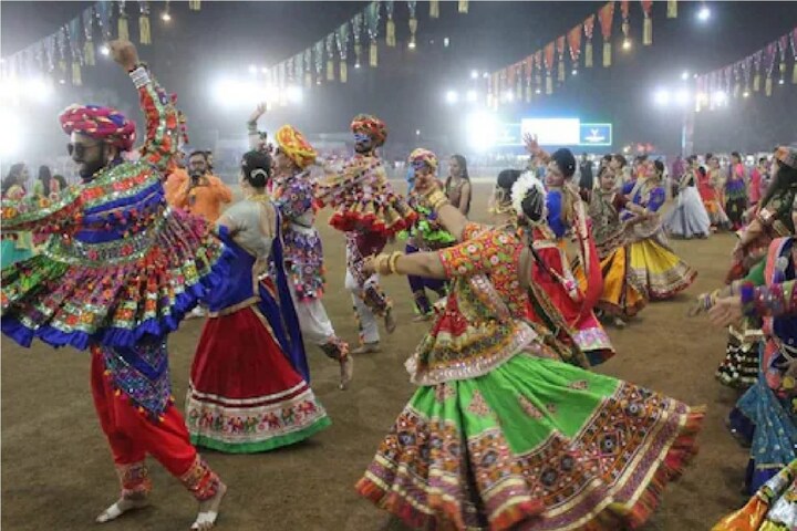 नवरात्रीत 5 बळी, तुमच्यावरही मृत्यूचं संकट; शेवटचे 2 दिवस गरबा खेळताना सावधान!