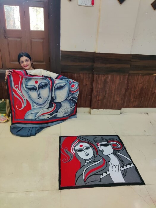 या रांगोळी स्पर्धेत पहिला क्रमांक नेहा सिंगानिया या महिलेने पटकावला आहे. या रांगोळीचा व्हिडीओ सोशल मीडियावर प्रचंड व्हायरलदेखील झाला. 