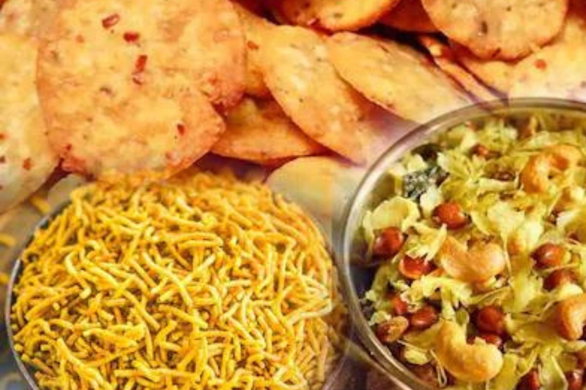 मोठी कारवाई! दिवाळीच्या फराळात तेल वापरताना सावधान; ठाण्यात 2 कोटींच्या तेलात भेसळ