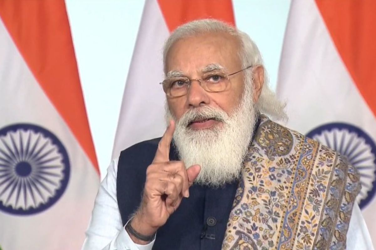 18 डिग्रीवर AC अन् पांघरूण, कारने जिमला; पंतप्रधान मोदींनी पिळले कान