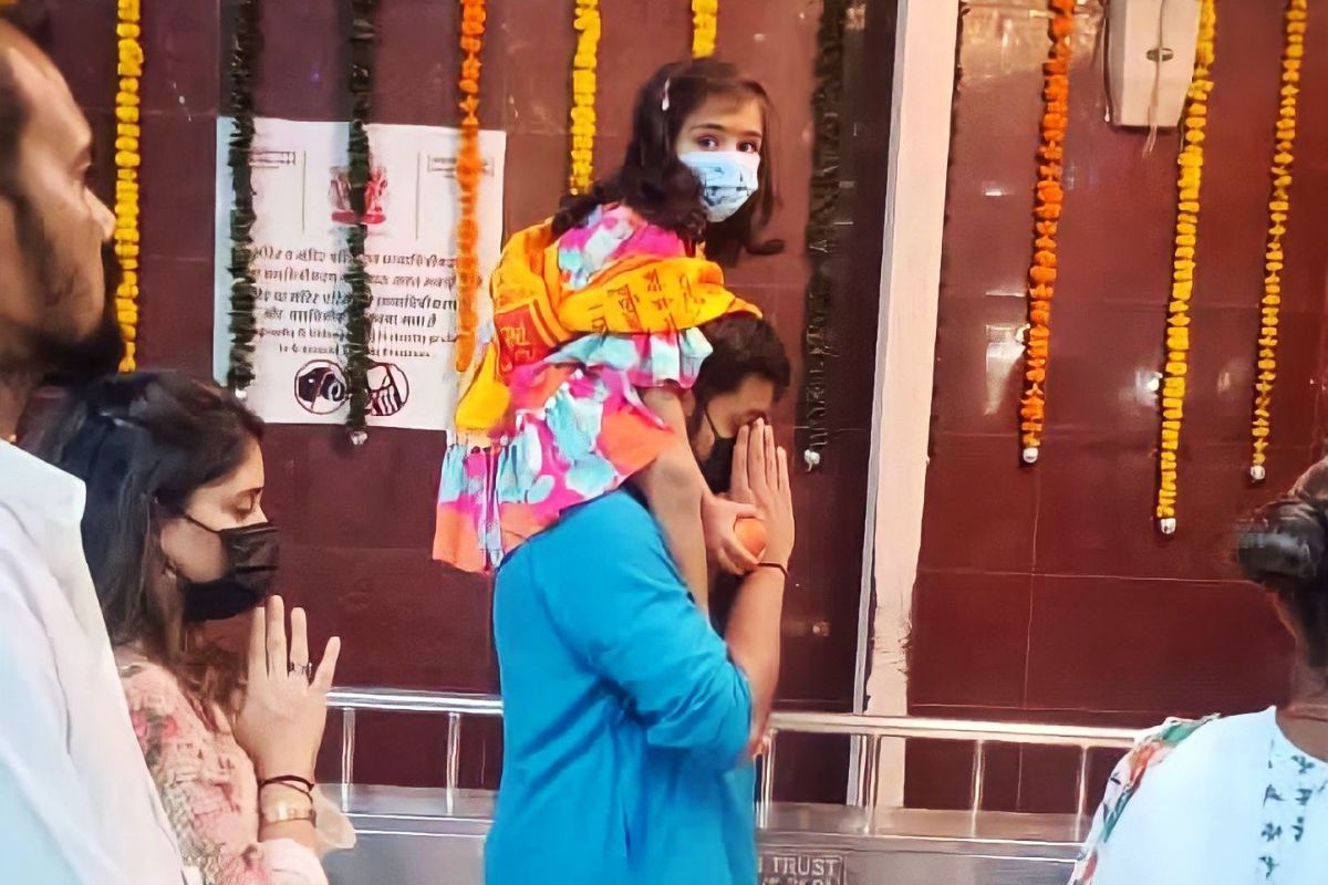 रोहित शर्मा सिद्धिविनायक मंदिरात