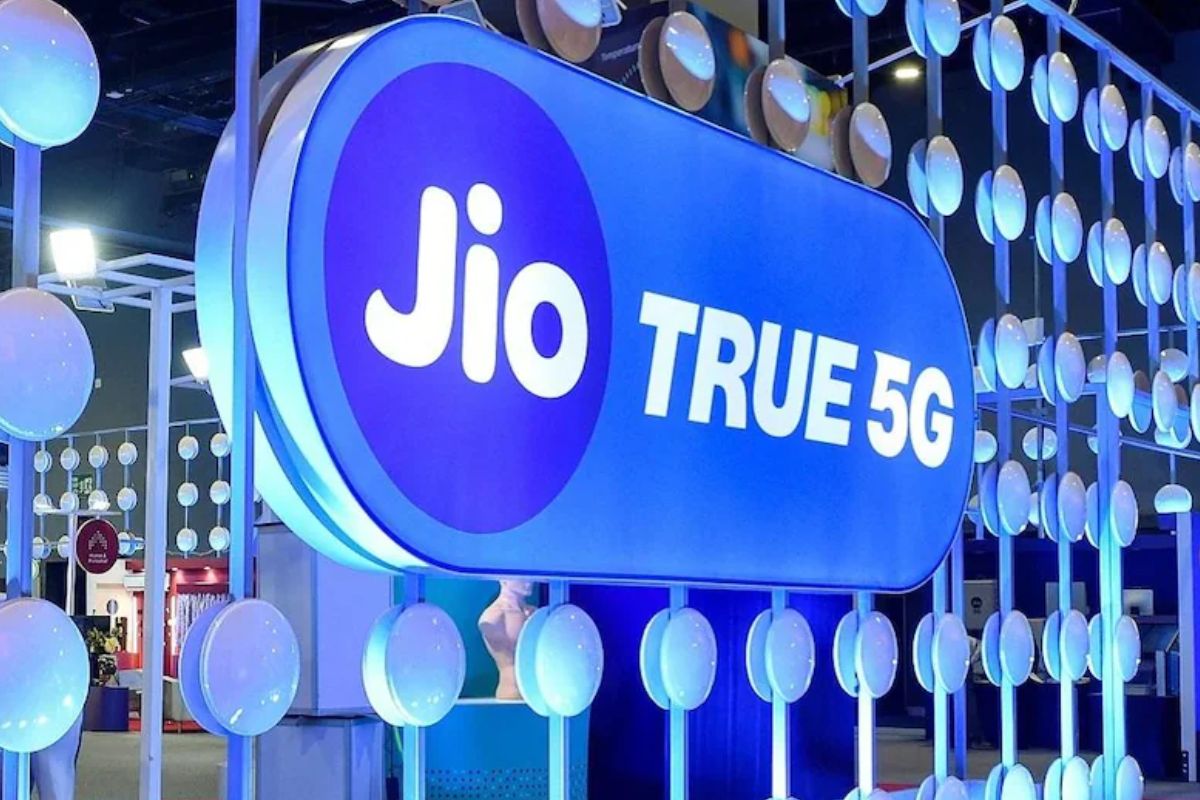 आता लोडिंगची कटकट नाही!  'या' शहरातही Jio 5G सेवा सुरू