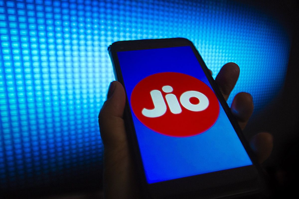 एकच नंबर! Jioचा सर्वात स्वस्त रिचार्ज प्लॅन, मिळते तब्बल 336 दिवसांची वॅलिडिटी