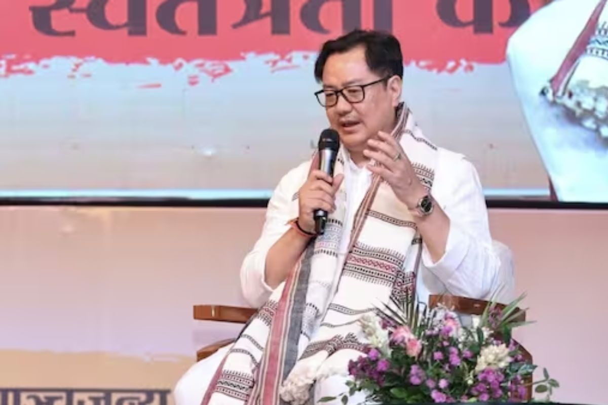 केंद्रीय कायदे मंत्र्यांनी सांगितल्या, काश्मिरच्या बाबतीत नेहरू सरकारने केलेल्या त्या 5 चुका