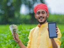 शेतकऱ्यांसाठी महत्त्वाची बातमी, कसं करायचं E-KYC वापरा ही सोपी पद्धत शेतकऱ्यांसाठी महत्त्वाची बातमी, कसं करायचं E-KYC वापरा ही सोपी पद्धत