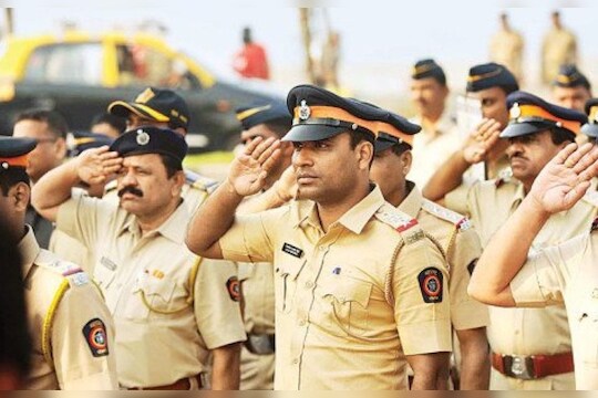 खुशखबर..खुशखबर! राज्यातील पोलीस भरतीचा मार्ग मोकळा; 18 हजार 331 पोलिसांची लवकरच होणार भरती