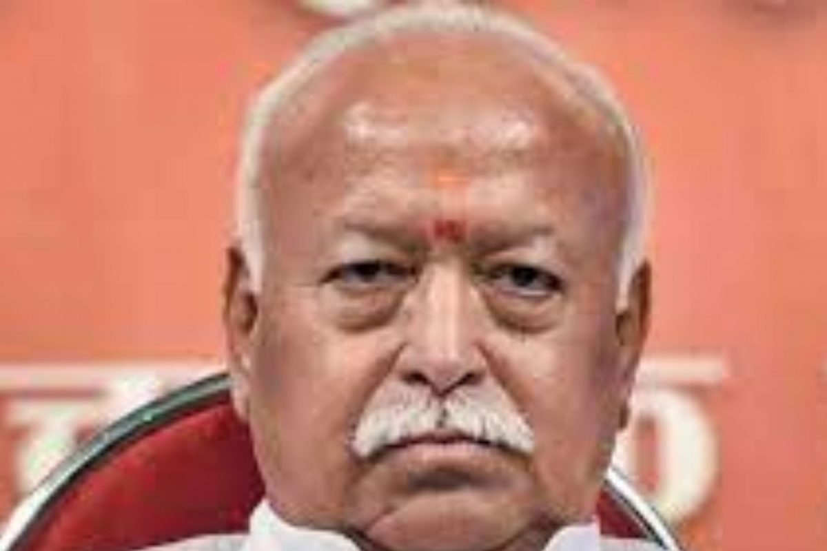 मोहन भागवतांच्या वक्तव्यविरोधात पुण्याच्या ब्राह्मण महासंघाचा संताप, थेट RSS कार्यालयात पोहोचले