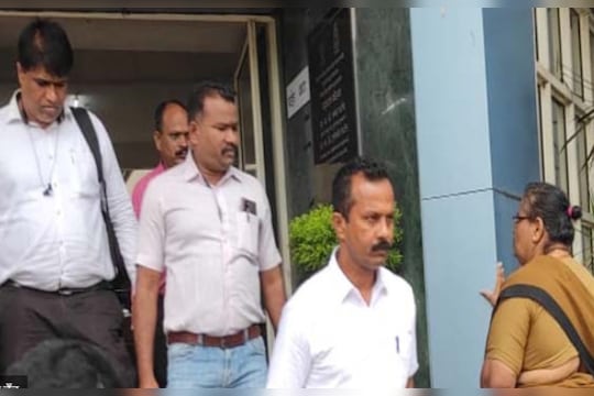 Mumbai Crime Branch : मुंबई क्राईम ब्रँच कोल्हापुरात, ठाकरे गटाने बोगस प्रतिज्ञापत्र सादर केल्याचा आरोप