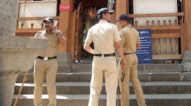 प्रियकरासोबत लग्नाचं अमिष; पुण्यातील अल्पवयीन मुलीला मध्य प्रदेशात विकलं