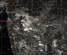 दिवाळीचे अभ्यंगस्नान आता पावसात, परतीच्या पाऊस लांबल्याने आठवडाभर पाणी पाणी दिवाळीचे अभ्यंगस्नान आता पावसात, परतीच्या पाऊस लांबल्याने आठवडाभर पाणी पाणी