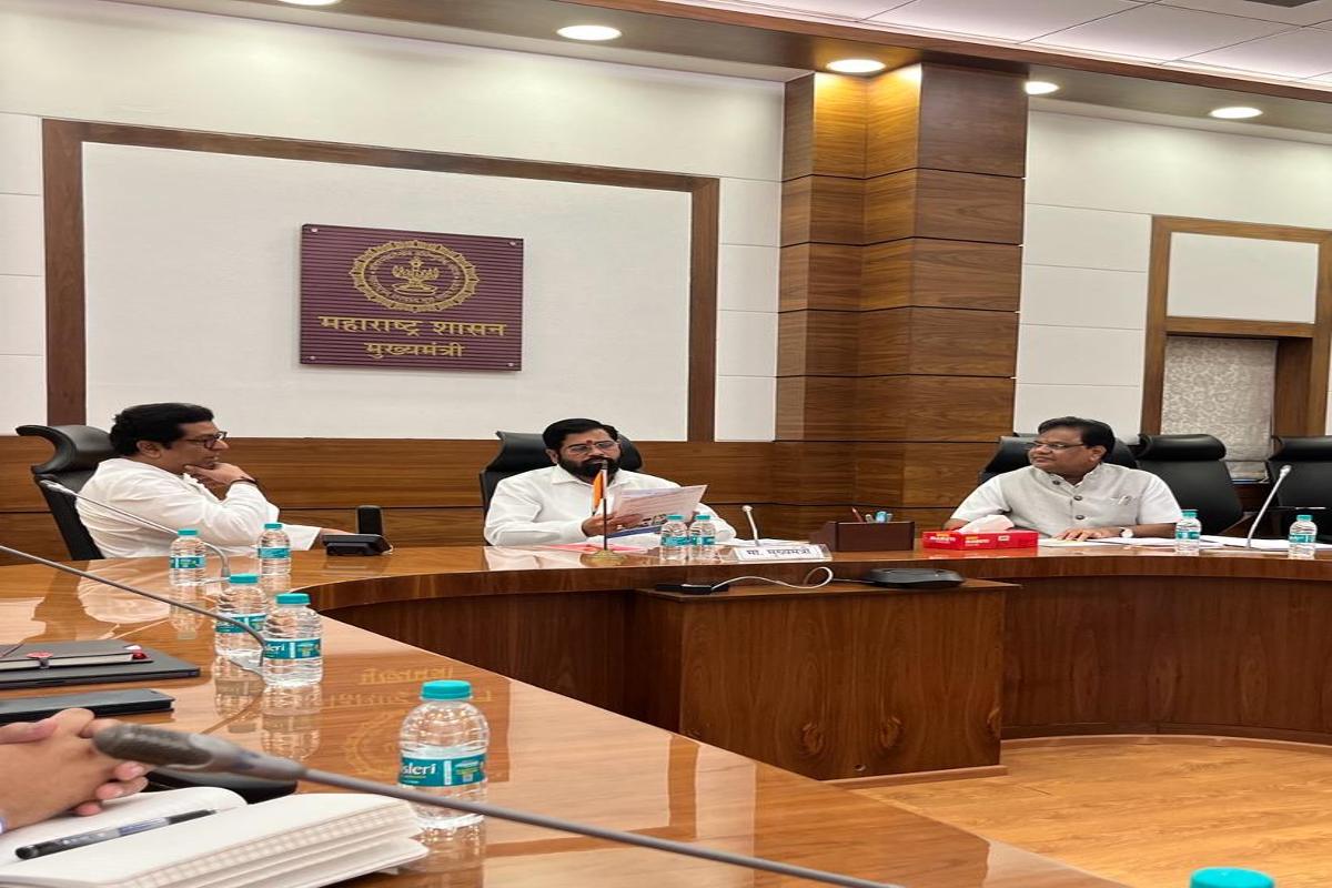 राज ठाकरे आणि एकनाथ शिंदे यांच्या भेटीमागील कारण आलं समोर