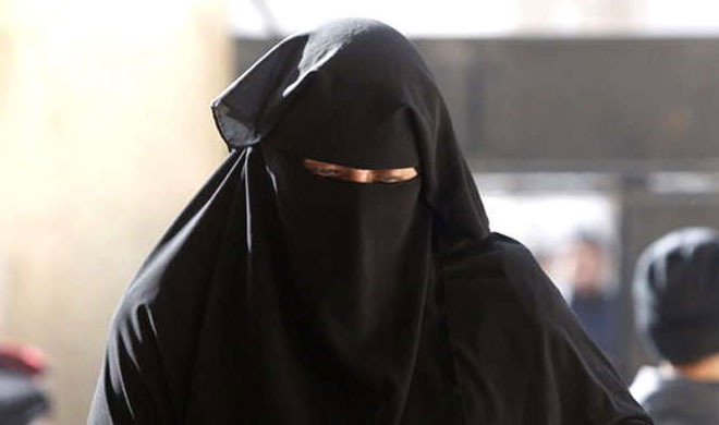 Satara Crime : बुरखा घालून प्रेयसीला भेटायला गेला अन् चोर म्हणून स्थानिकांनी चांगलाच चोपला