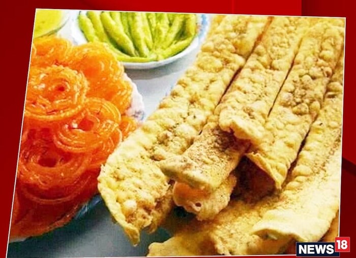 जिलेबी-फाफडा : दसर्‍याच्या दिवशी जिलेबी आणि बेसनाचा फाफडा हे गुजराती गोड पदार्थ खाल्ल्यास पुढील वर्षापर्यंत तुम्हाला गुडलक मिळते, असे मानले जाते. यासोबतच हे दोन्ही पदार्थ खायला खूप चविष्ट आहेत.