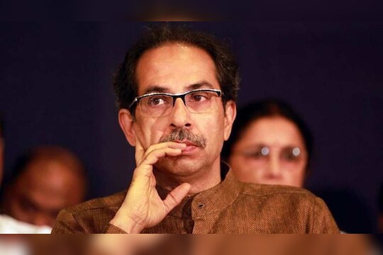 Uddhav Thackeray : ठाकरे गटाला आणखी एक धक्का, निवडणूक आयोगाकडून अडीच लाख प्रतिज्ञापत्र रद्द