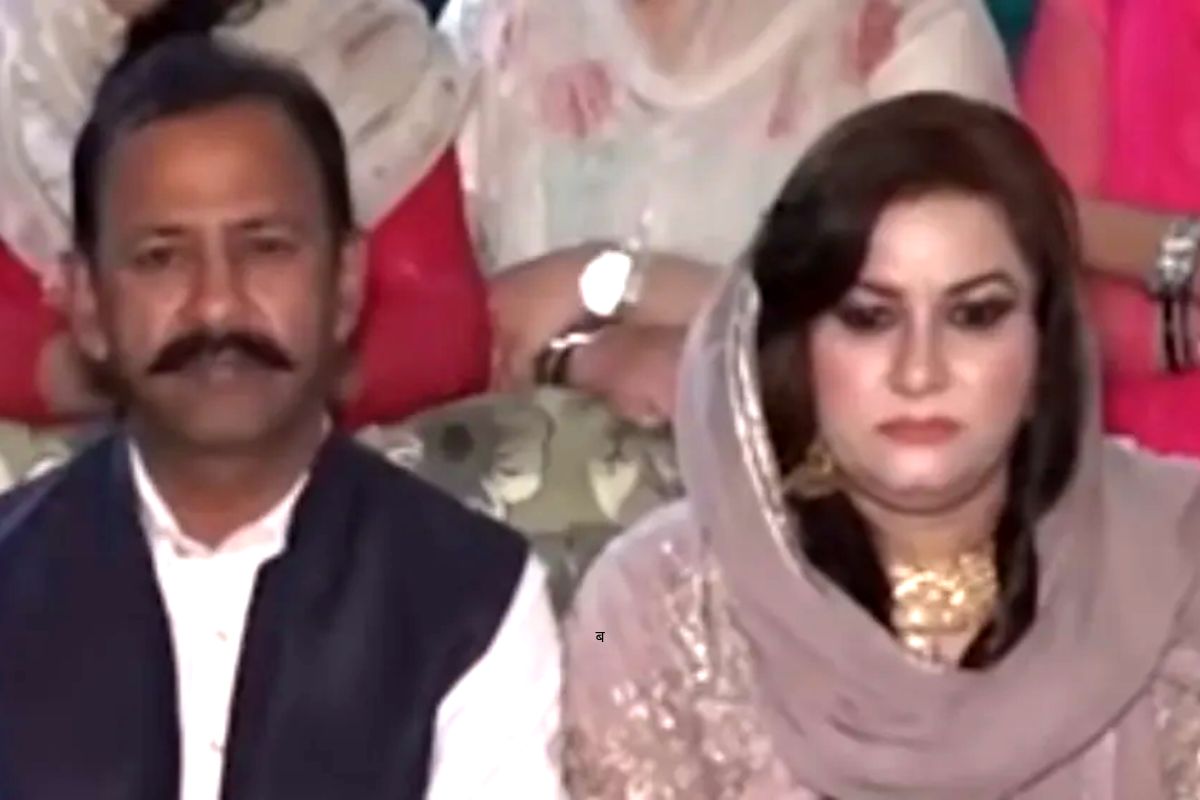 शौकत यांच्या 5 व्या लग्नाचा फोटो