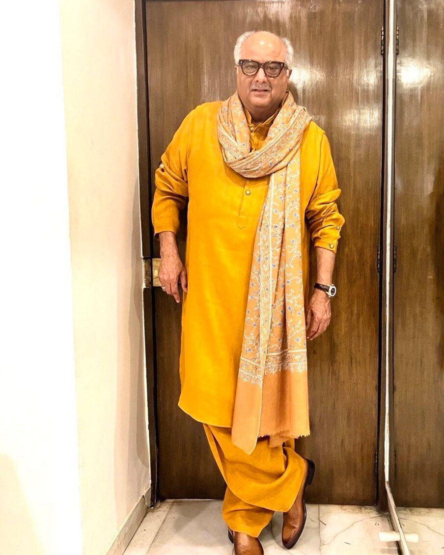 बॉलिवूड इंडस्ट्रीतील दिग्गज चित्रपट निर्माते बोनी कपूर यांनी अनेक चित्रपट सुपरहिट बनवले आहे. पडद्यामागे काम करणाऱ्या बोनी कपूर यांचे वैयक्तिक आयुष्य नेहमीच चर्चेत राहिले आहे. 