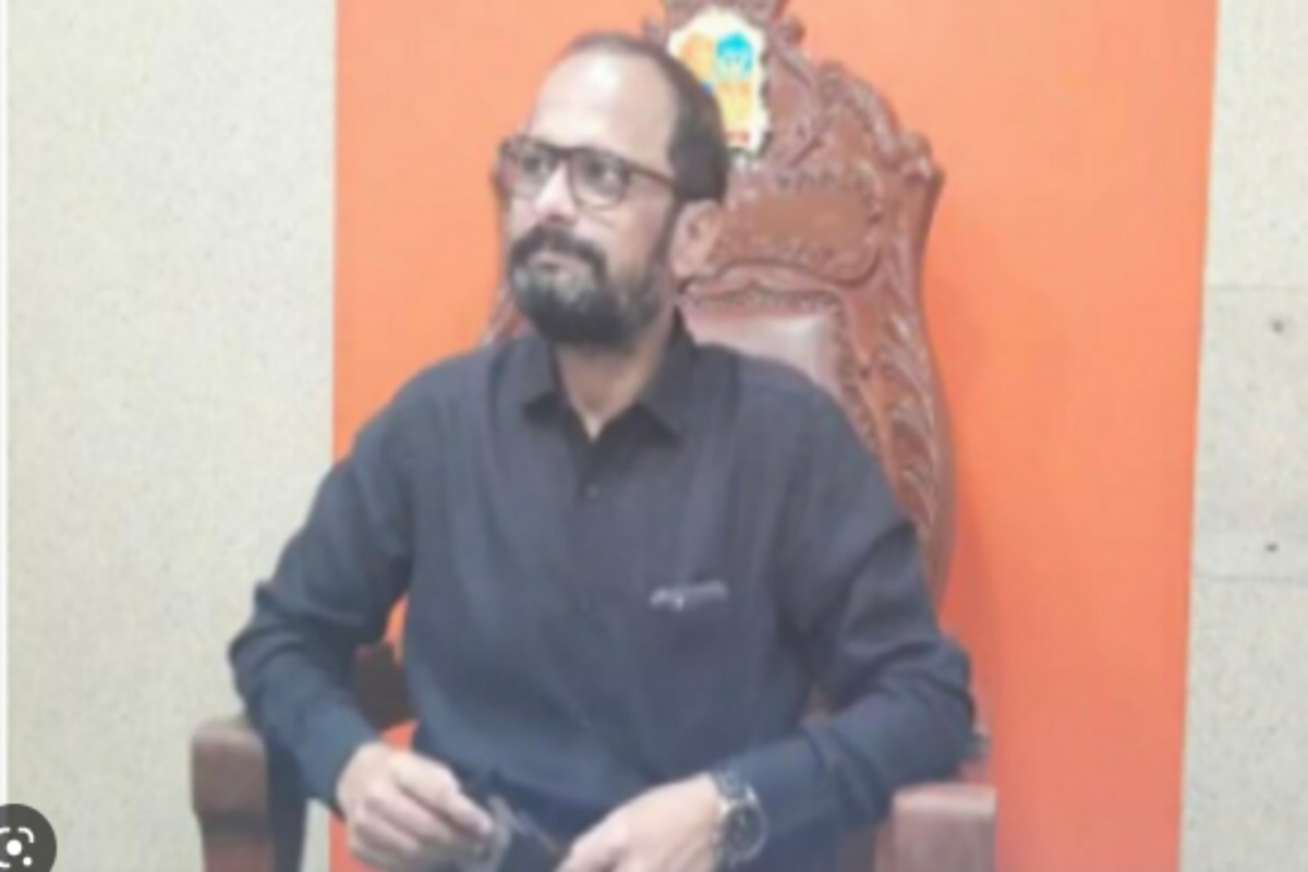 ....तर ते तेव्हाच 'मविआतून' बाहेर...सावरकरांच्या मुद्द्यावर नरेश मस्के आक्रमक