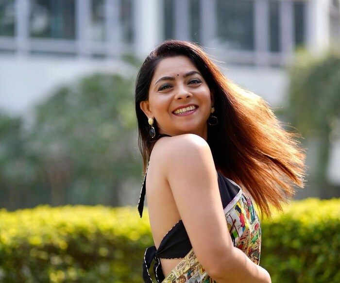 नुकतंच तिने एका ठिकाणाला भेट दिली. तेथील फोटो तिने चाहत्यांसोबत शेअर केले आहेत. 
