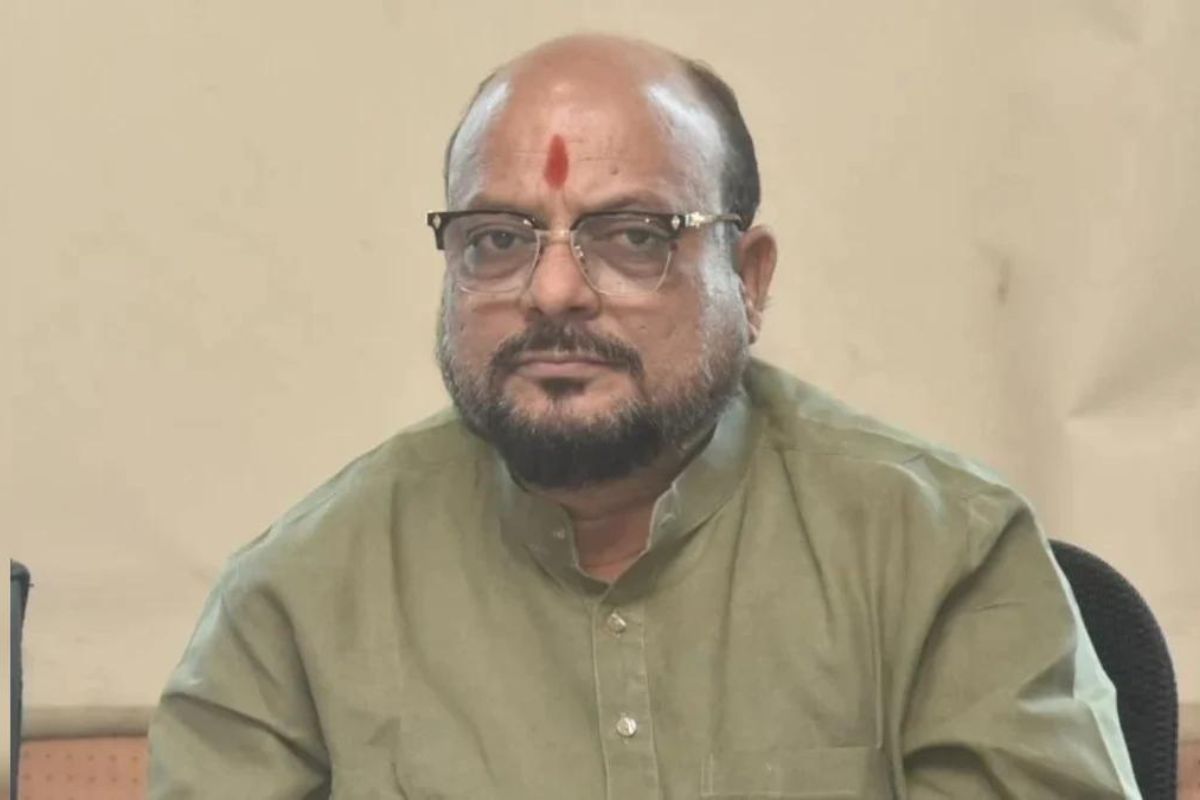 'शिंदे गटाचा उठाव झाला नसता तर राष्ट्रवादी भाजपसोबत असती'; गुलाबराव पाटलांचा गौप्यस्फोट