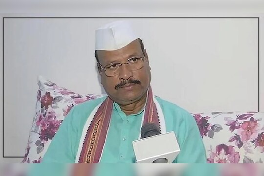 Chandrakant Khaire : सत्तार हा हिरवा साप त्याला आम्ही ठेचणार, ठाकरे गटाच्या नेत्याकडून जहरी टीका