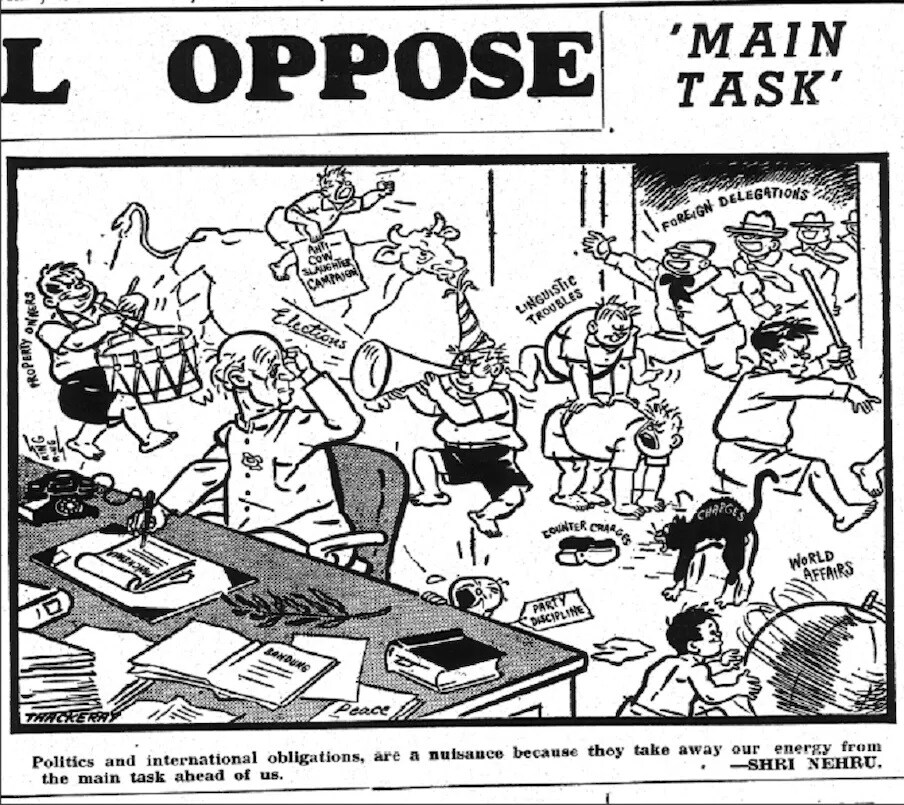 16 एप्रिल 1955 मध्ये प्रसिद्ध झालेलं हे व्यंगचित्र. निवडणुका आल्या की राजकीय पक्ष कसे अचानक कामाला लागतात याची झलक दाखवणारं.