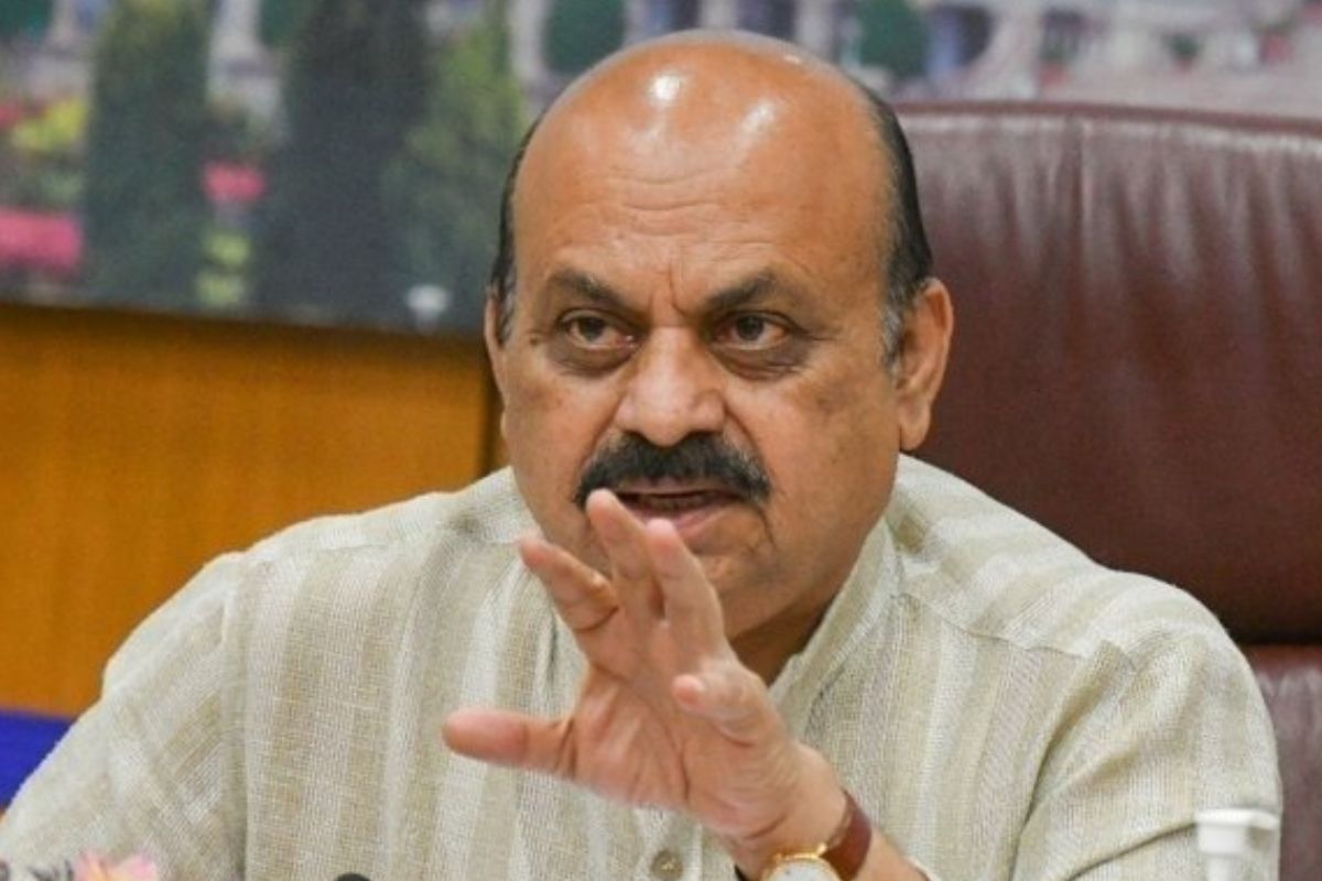 कर्नाटकचे मुख्यमंत्री बसवराज बोम्मई यांनी पुन्हा एकदा महाराष्ट्राच्या भूमीबद्दल नवं विधान केलं आहे.